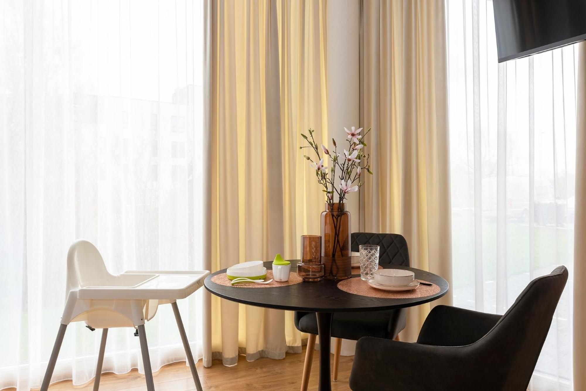 Bronze Colour Studio In Tartu City Centre Экстерьер фото